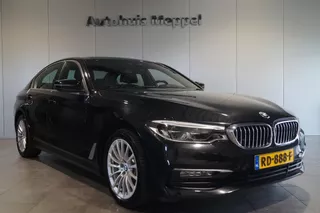 BMW 5 Serie 520i High Exe | Achteruitrij - Camera | Zwart lederen interieur 86.000 KM NAP