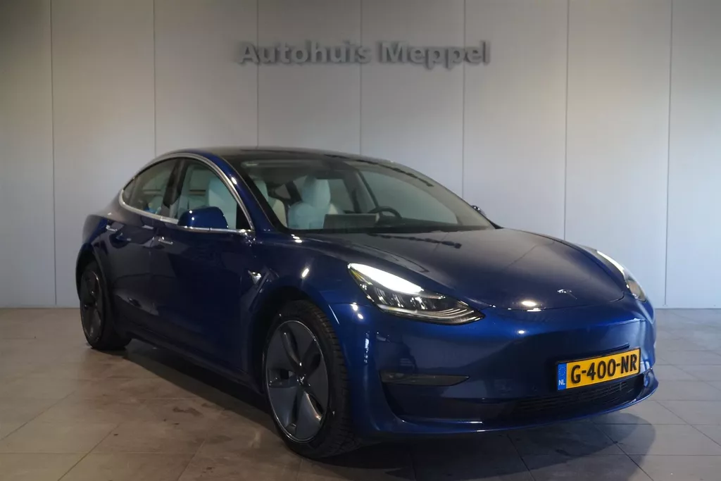 Tesla Model 3 Wit-leder | Long Range 75 kWh | AutoPilot | 1ste Eigenaar