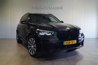 BMW X5 xDrive 45e ** GERESERVEERD ** M-Sport | LED | Panoramadak | Head-Up Display | Trekhaak | 360 Camera |