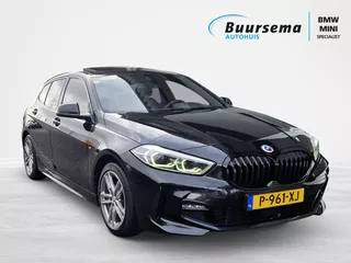 BMW 1 Serie 118i M-Sport Bns Edition | 78.000 KM! NAP | Panoramadak | PryvacyGlass | Automaat | DAB