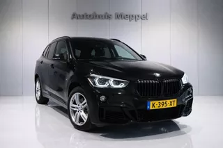 BMW X1 xDrive20i M-Sport*LED*Panoramadak*PDC*Shadowline