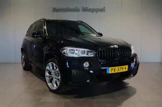 BMW X5 xDrive35i M-Sport*B&amp;O Sound*Trekhaak*Stoelventilatie*AdaptiveLED *PDC*Pano