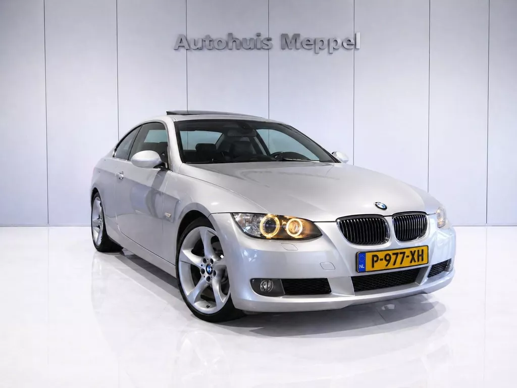 BMW 6 Serie 325i 6-Cilinder*Automaat*Schuifdak*Xenon*Memory*PDC*NaviPro