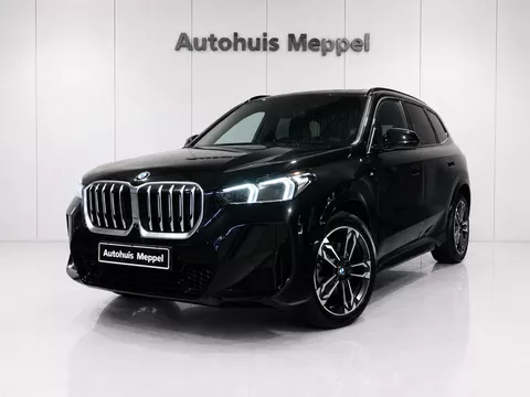 BMW X1 xDrive23i M-Sport*Head-Up*Pano*H/KSound*Driving-Pro*Carplay-AndroidAuto