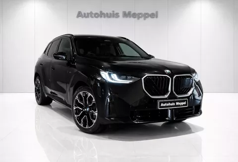 BMW X3 30e NIEUW M-Sport*Trekhaak*H&amp;K*Pano*Shadow Line*PDC