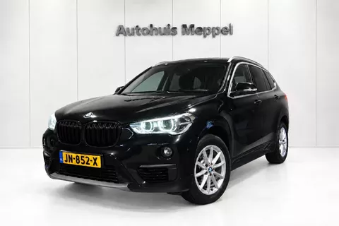 BMW X1 sDrive20i LED*PDC*Navigatie*Cruise-Control*Bluetooth