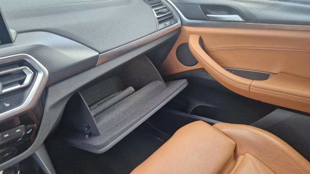 BMW X3 xDrive30e ** GERESERVEERD ** M-sport/// | Adaptieve LED | Head-up Display | HiFi | Panoramadak | BMW X3 xDrive30e ** GERESERVEERD ** M-sport/// | Adaptieve LED | Head-up Display | HiFi | Panoramadak |