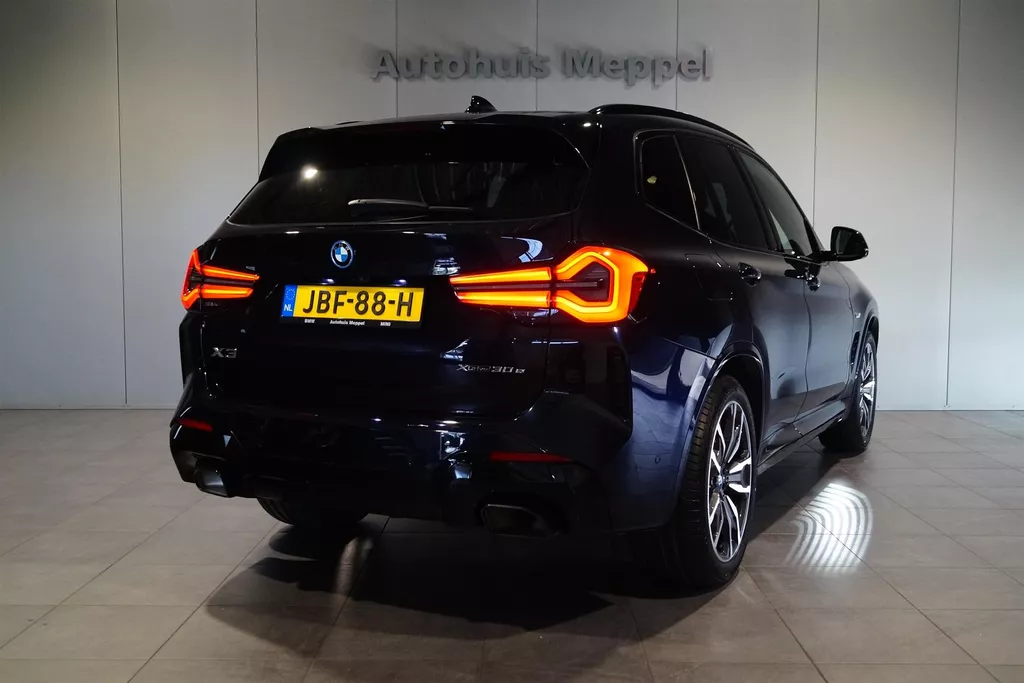 BMW X3 xDrive30e ** GERESERVEERD ** M-sport/// | Adaptieve LED | Head-up Display | HiFi | Panoramadak | BMW X3 xDrive30e ** GERESERVEERD ** M-sport/// | Adaptieve LED | Head-up Display | HiFi | Panoramadak |