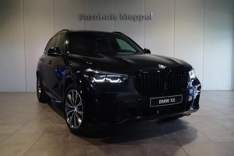 BMW X5 xDrive 45e M-Sport | LED | Panoramadak | Head-Up Display | Trekhaak | 360 Camera | BMW X5 xDrive 45e M-Sport | LED | Panoramadak | Head-Up Display | Trekhaak | 360 Camera |
